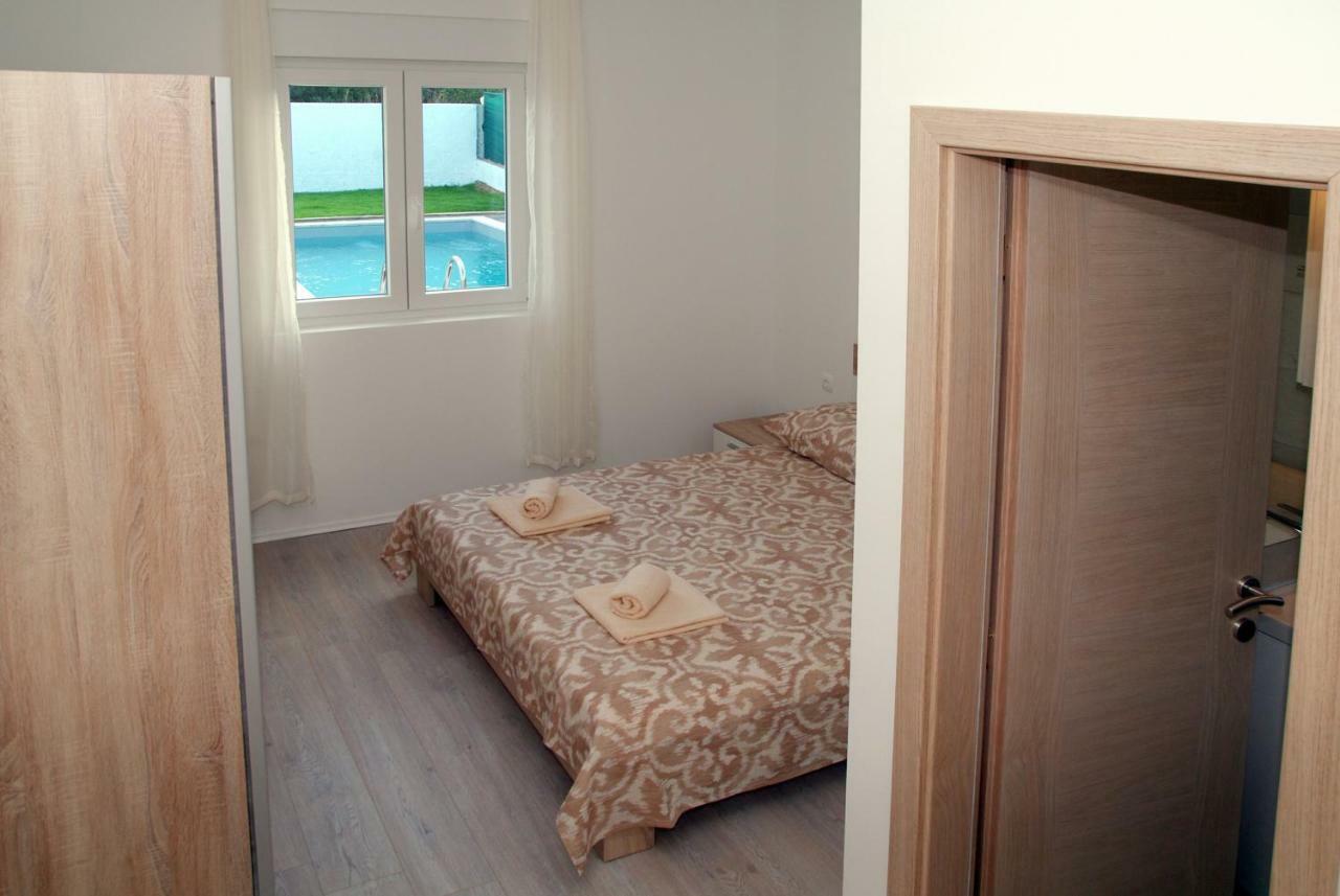Holiday Home Luka Zadar Bagian luar foto